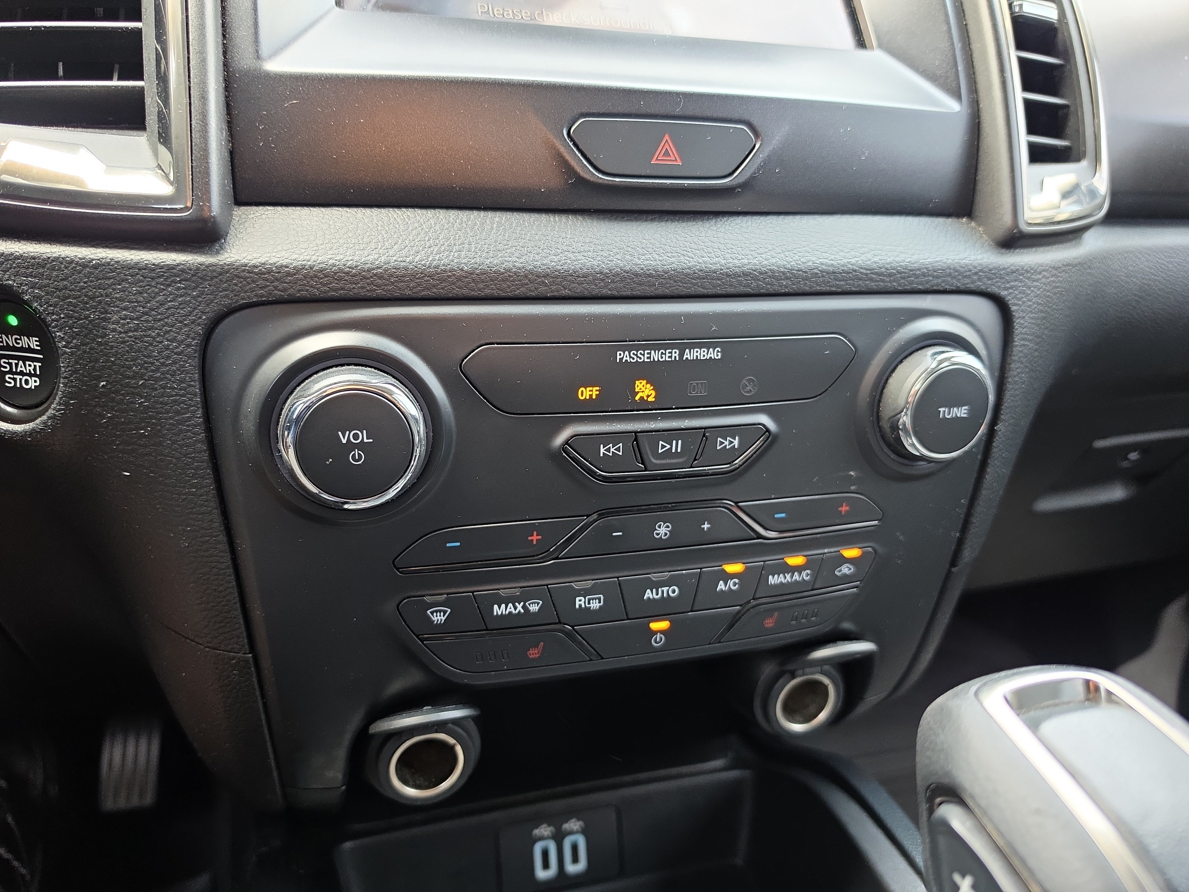 Used 2021 Ford Ranger Lariat w/ Tremor Off-Road Package AWD/4WD image 27