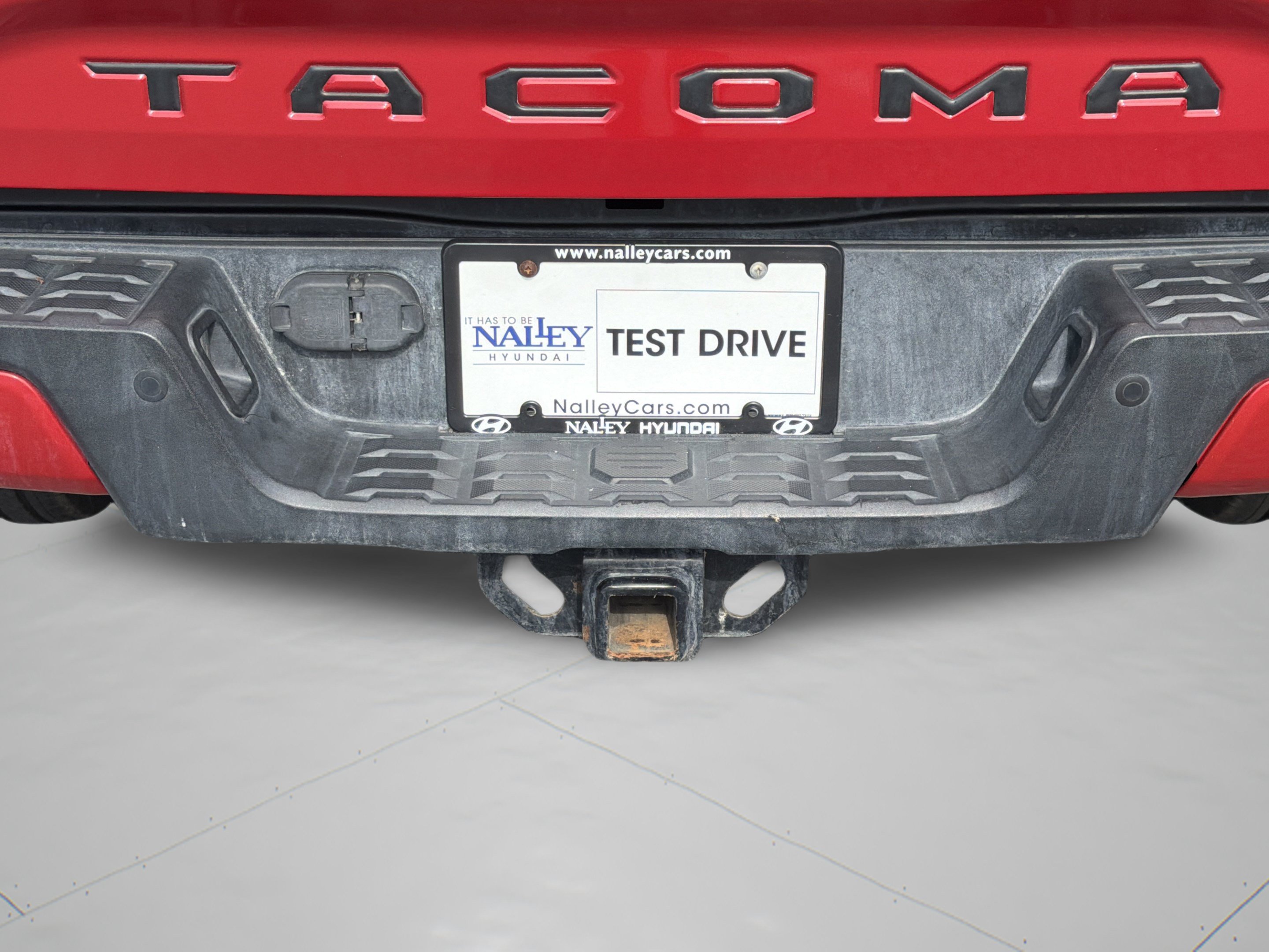 Used 2022 Toyota Tacoma TRD Sport w/ TRD Premium Sport Package RWD image 30