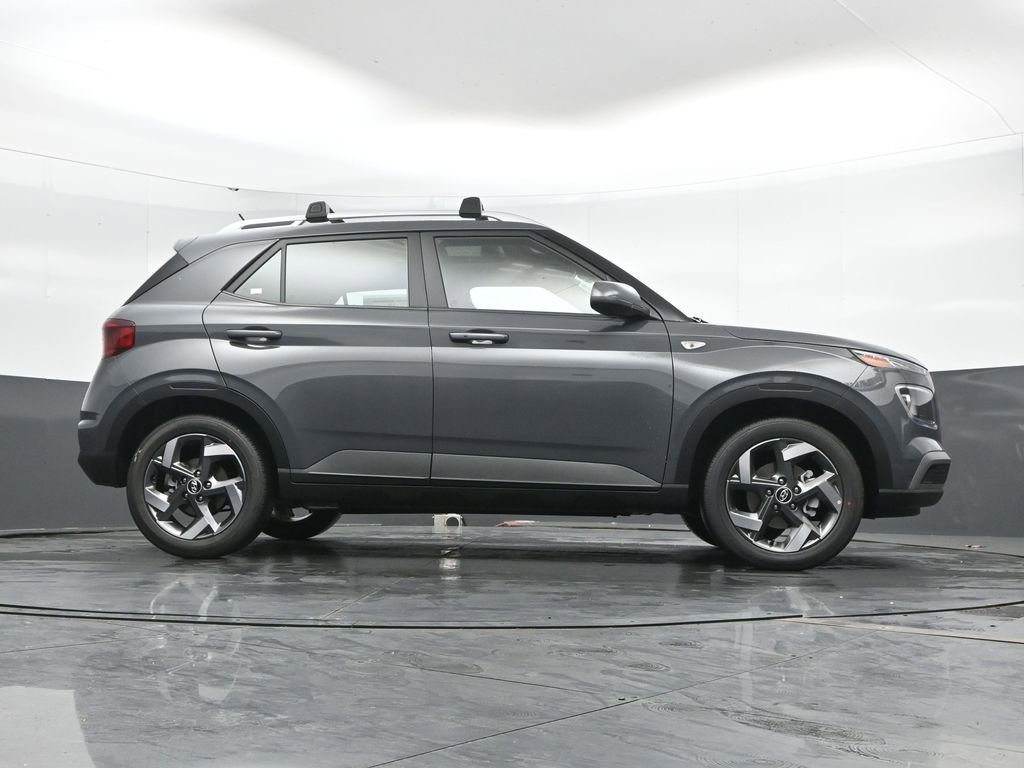 New 2026 Hyundai Venue SEL FWD image 44