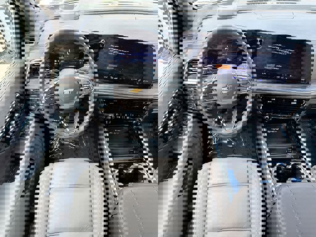 Used 2025 Chevrolet Tahoe LT image 11