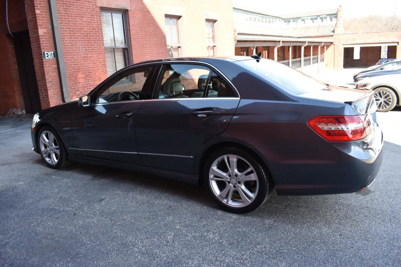 Used 2013 Mercedes-Benz E 350 Sedan image 6