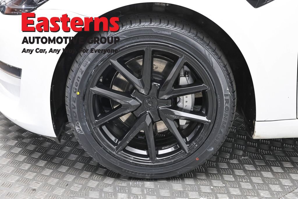 Used 2023 Tesla Model 3 Standard Range RWD image 26