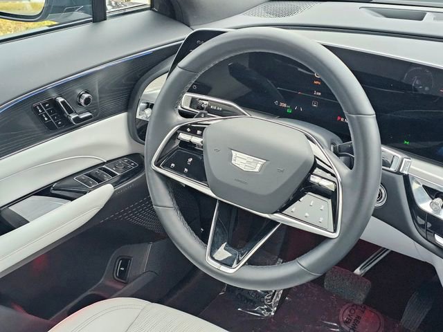 Used 2024 Cadillac Lyriq Luxury w/ LPO, Floor Liner Package image 29