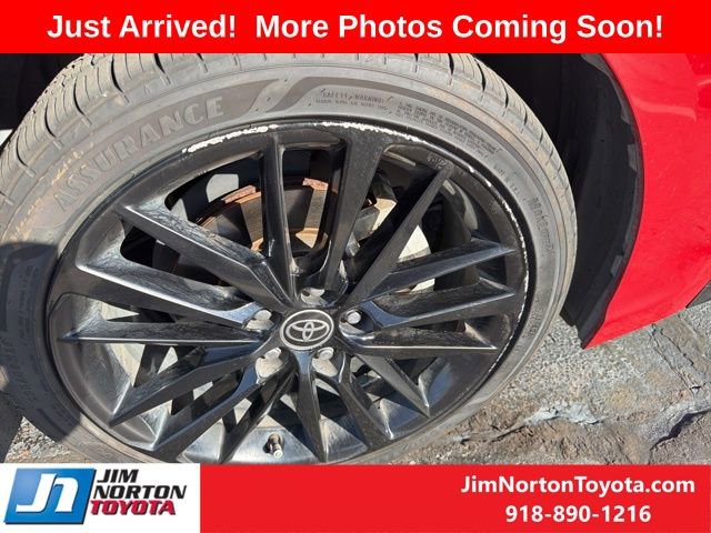 Used 2022 Toyota Camry XSE image 5