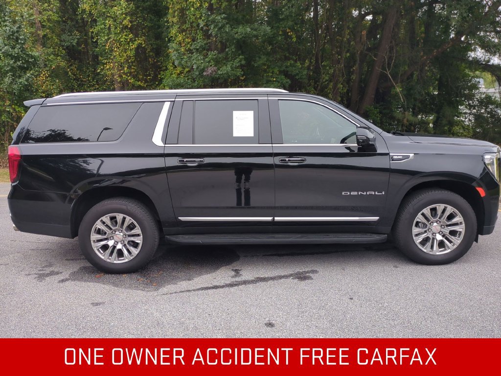 Certified 2024 GMC Yukon XL Denali AWD/4WD image 3