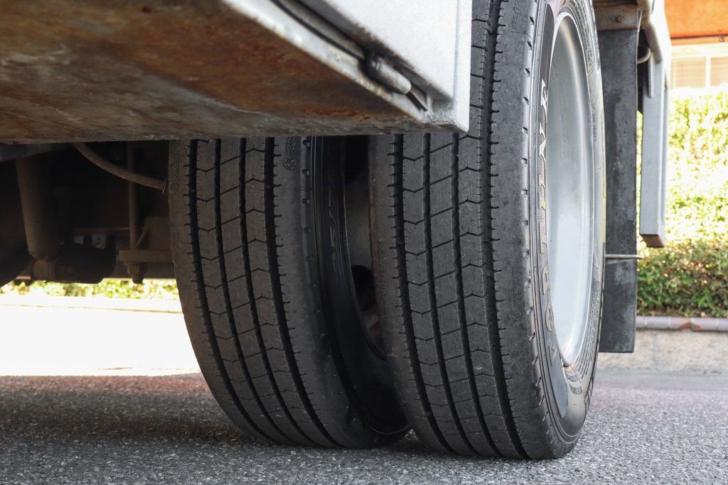 Used 2011 Ford F550 2WD Crew Cab Super Duty w/ Payload Upgrade Pkg image 43