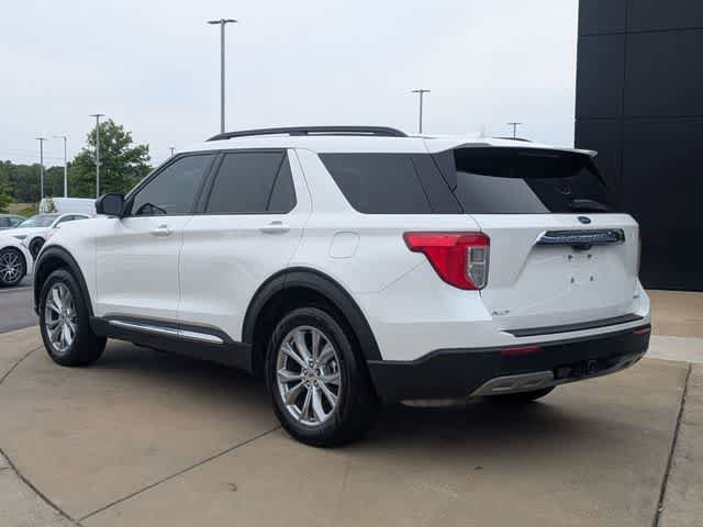 Used 2020 Ford Explorer XLT w/ Equipment Group 202A AWD/4WD image 7