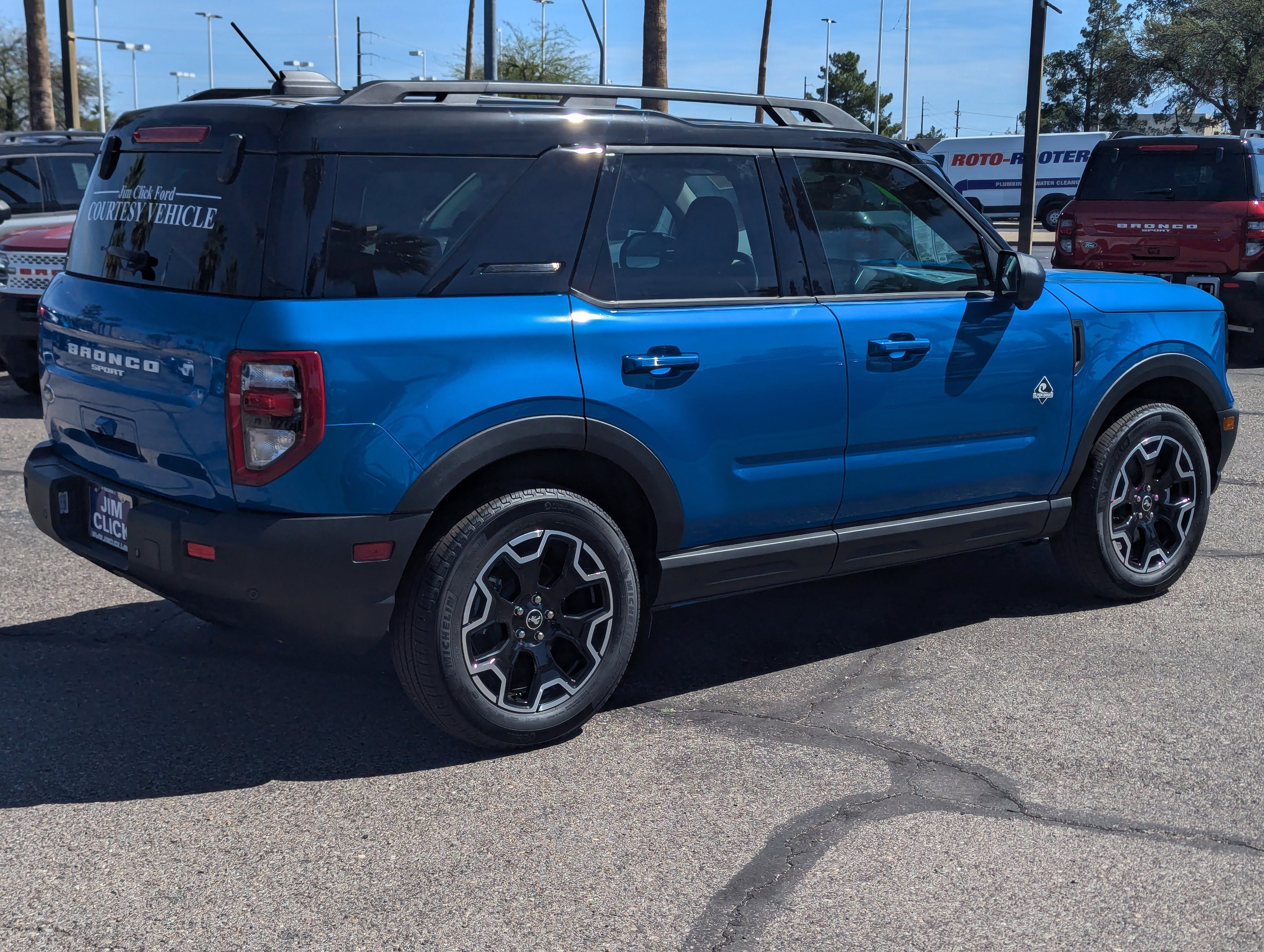 New 2025 Ford Bronco Sport Outer Banks w/ Outer Banks Tech Package+ image 2