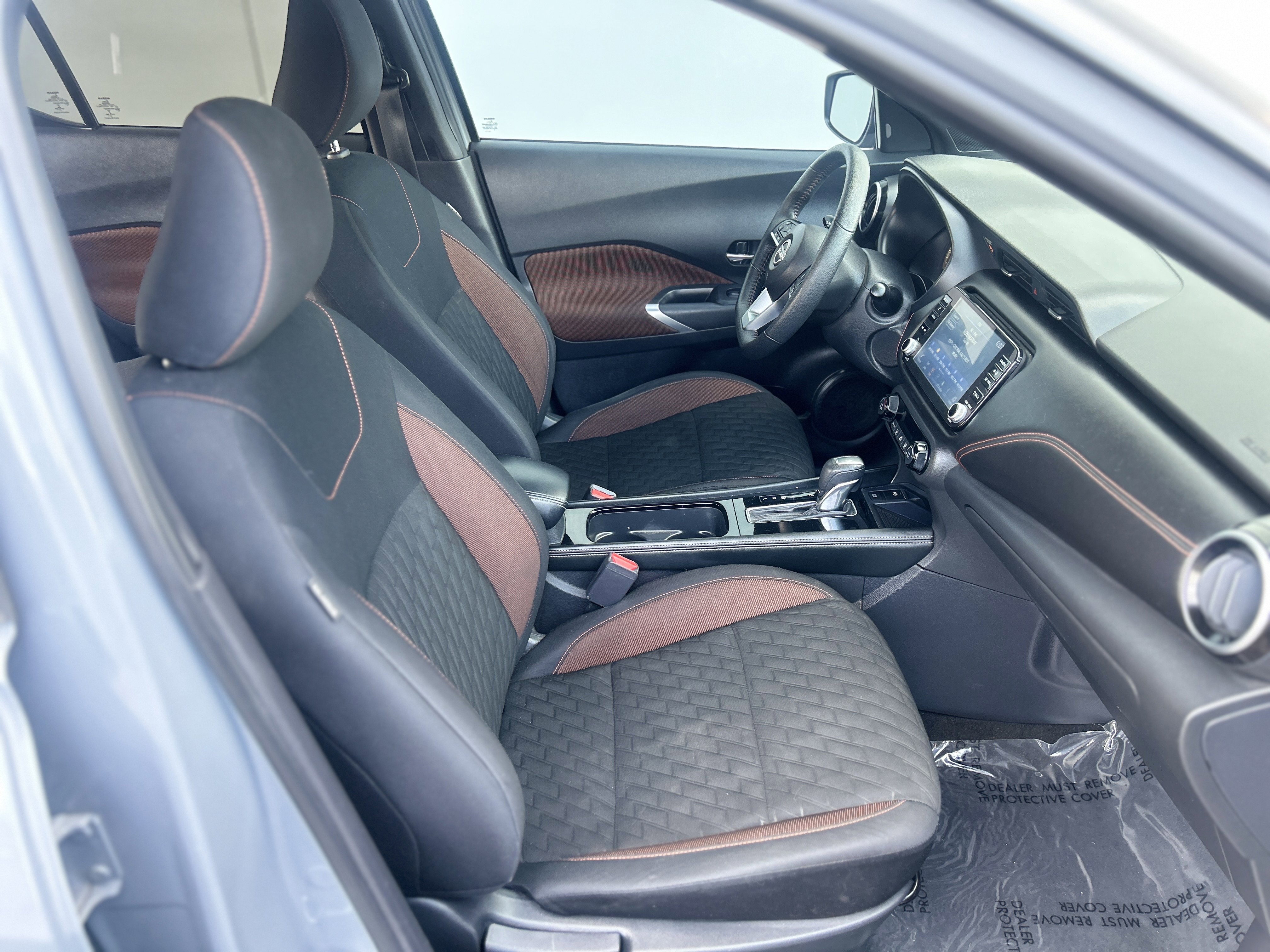 Used 2023 Nissan Kicks SR image 25