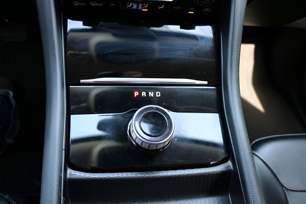 Used 2023 Jeep Grand Cherokee Limited RWD image 25