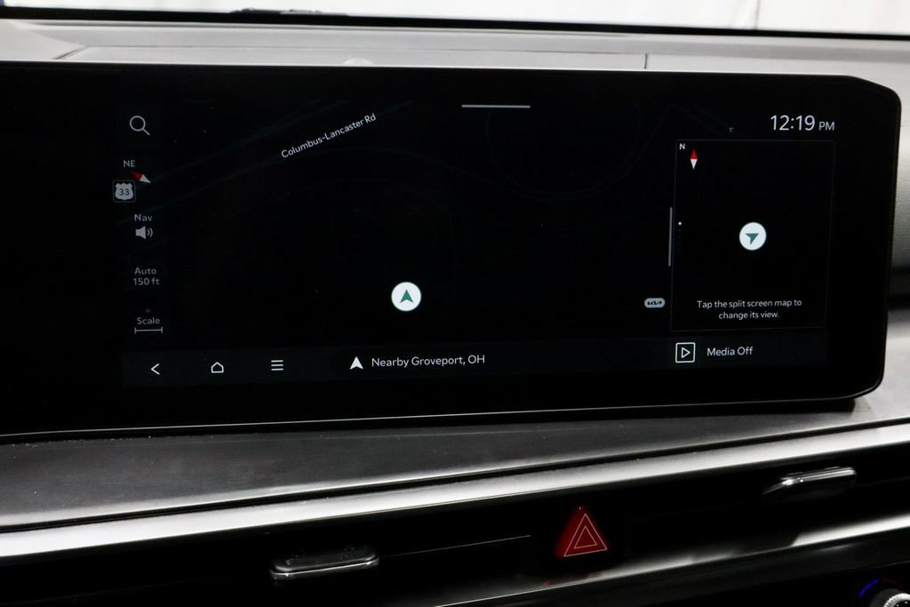 Used 2025 Kia Sorento S w/ Panoramic Sunroof Package image 3