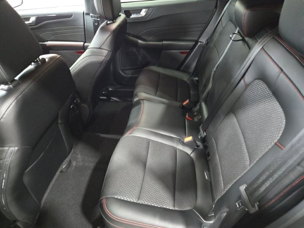 New 2025 Ford Escape ST-Line Elite w/ Tech Pack #2 image 18