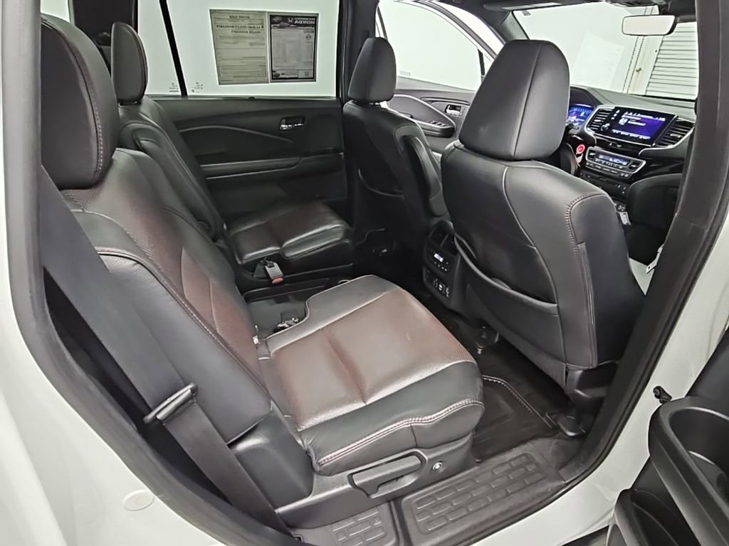 Used 2021 Honda Pilot Black Edition image 40
