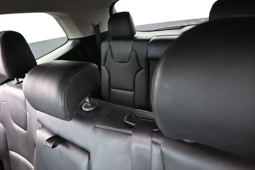 Used 2024 Kia Telluride LX FWD image 37