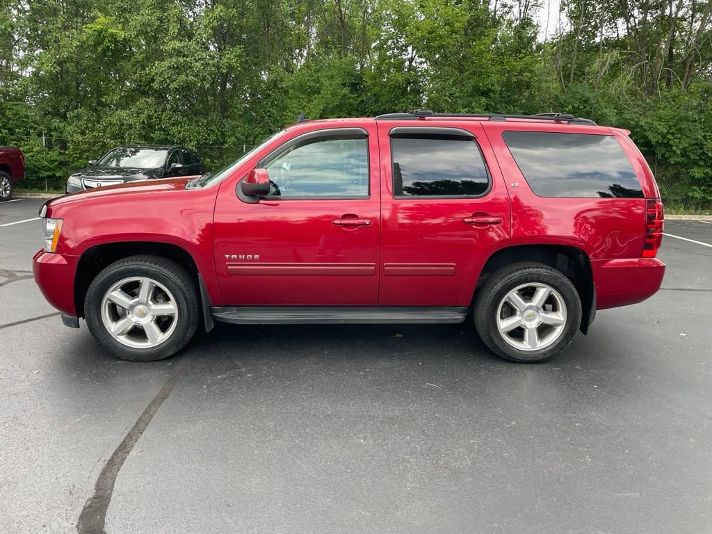 Used 2012 Chevrolet Tahoe LT w/ Luxury Package AWD/4WD image 4
