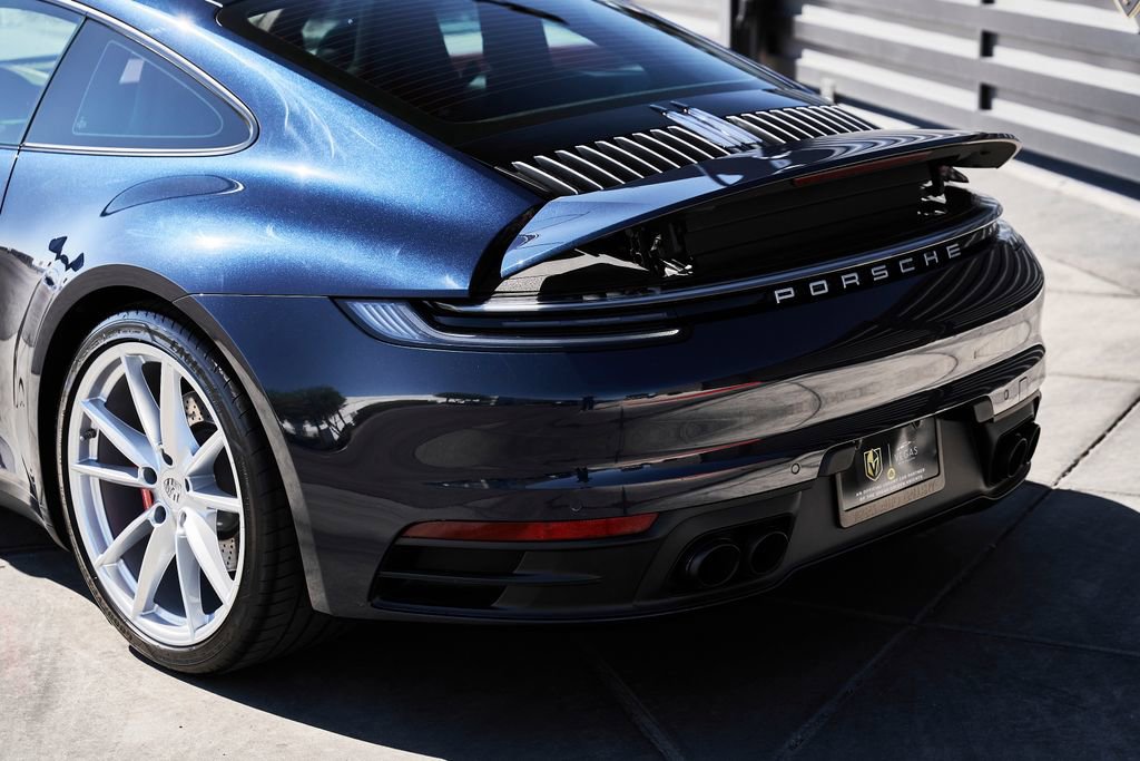 Used 2020 Porsche 911 Carrera 4S w/ Premium Package image 9