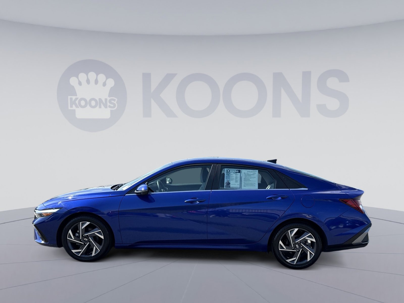 Certified 2024 Hyundai Elantra Limited image 2