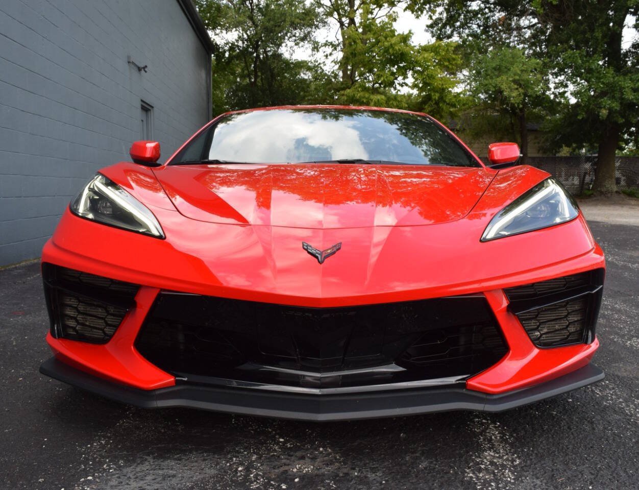 Used 2025 Chevrolet Corvette Stingray Coupe w/ Z51 Performance Package RWD image 5