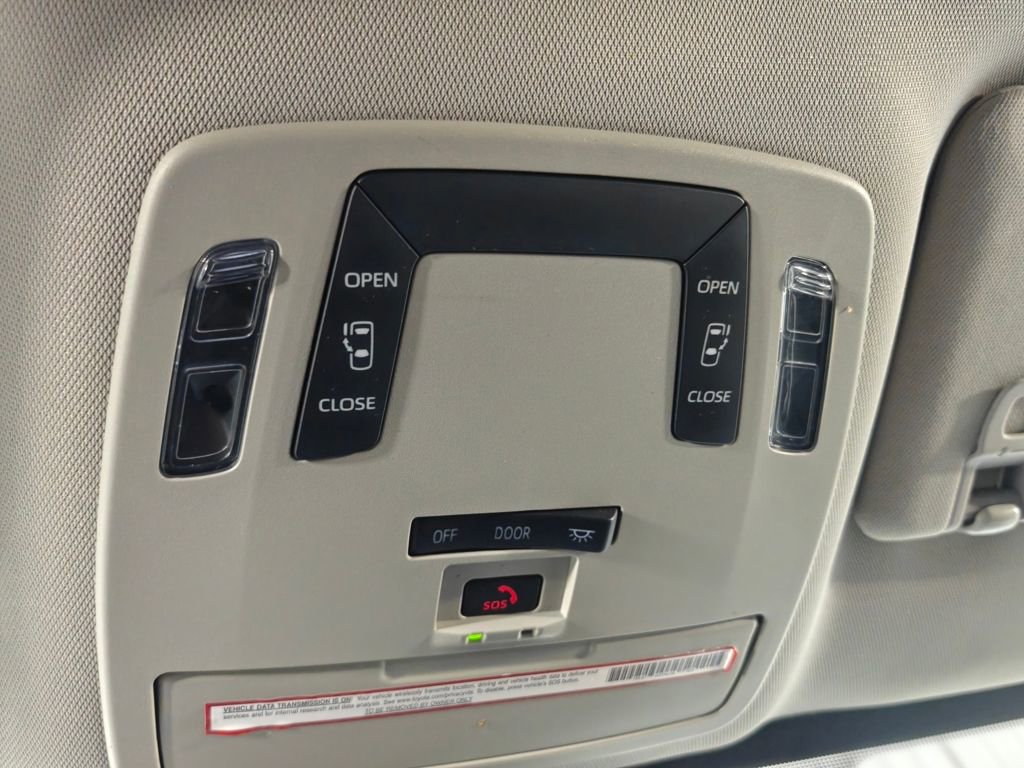 Used 2021 Toyota Sienna LE FWD image 9