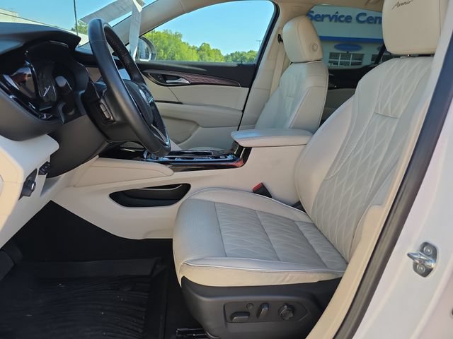 Used 2021 Buick Envision Avenir AWD/4WD image 9