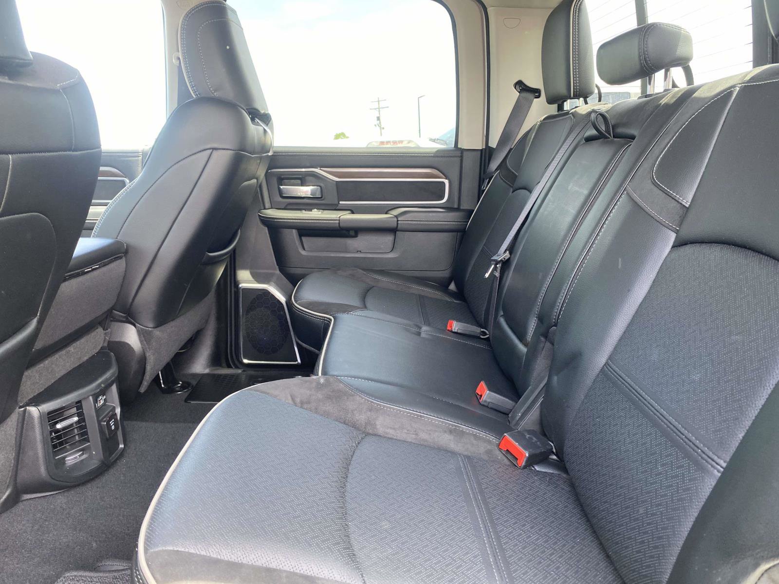 Used 2024 RAM 2500 Laramie w/ Safety Group AWD/4WD image 9