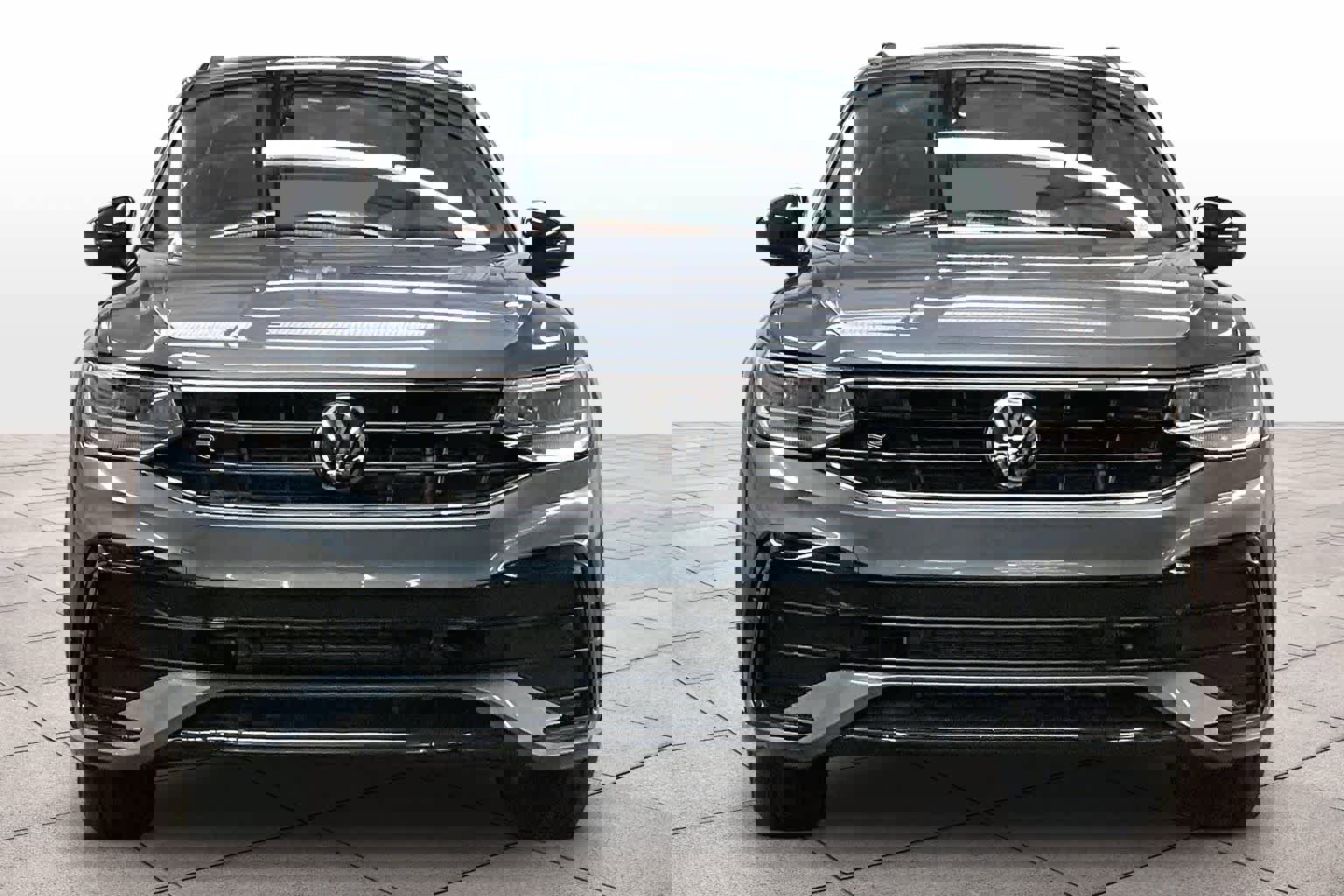 Used 2022 Volkswagen Tiguan SE R-Line image 3