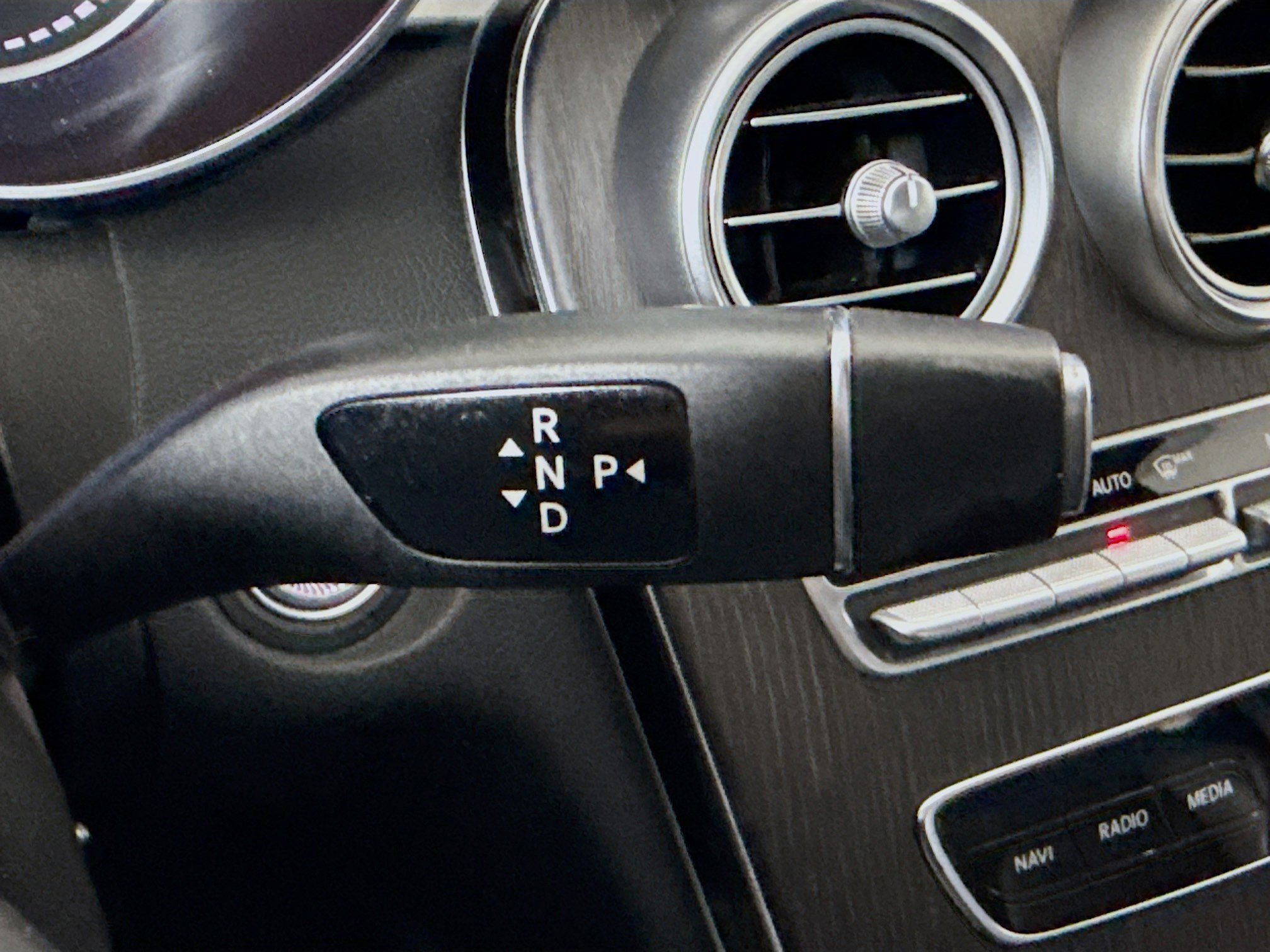 Used 2020 Mercedes-Benz C 300 Sedan image 20