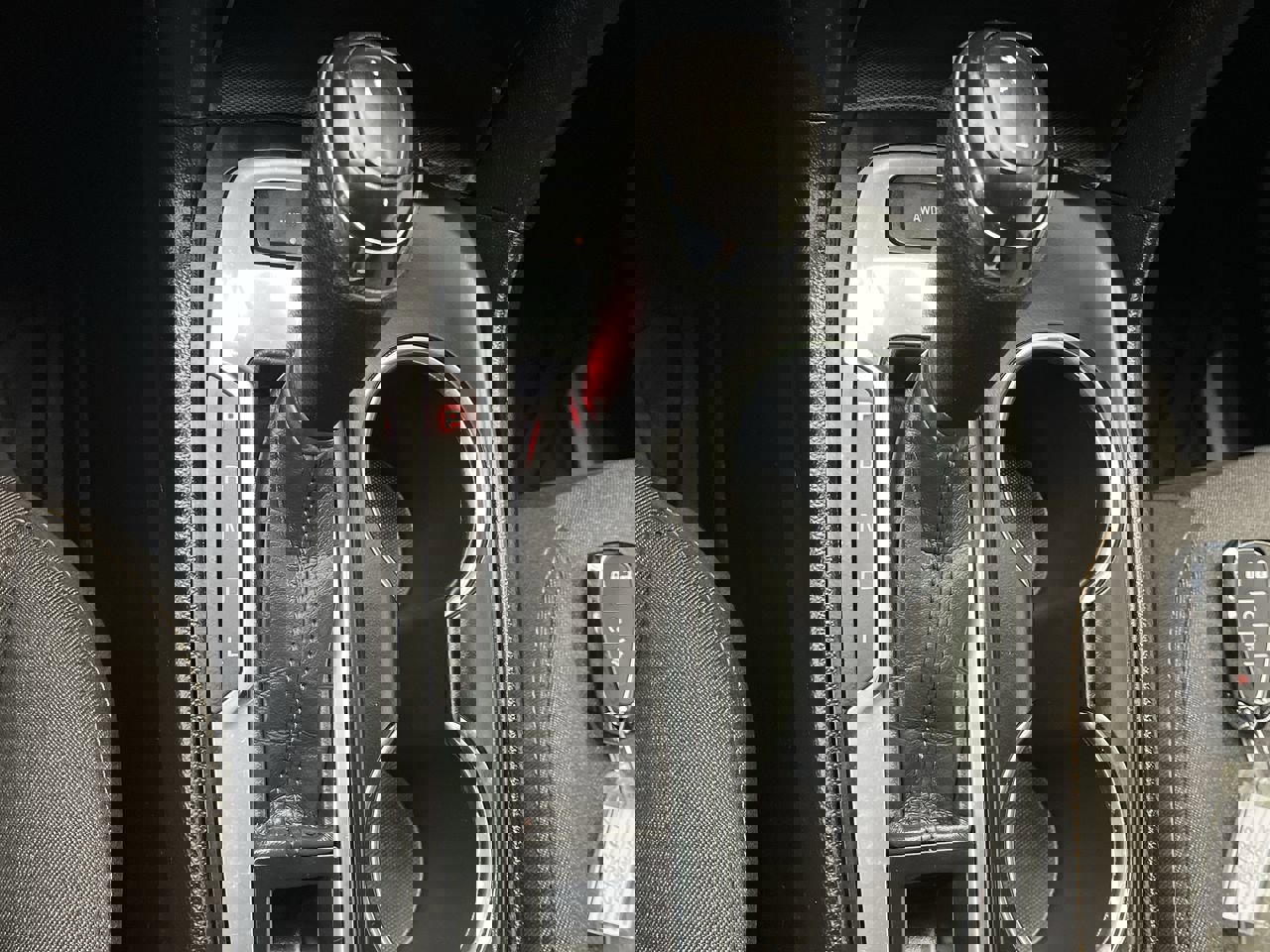 Used 2020 Chevrolet Equinox LT image 23