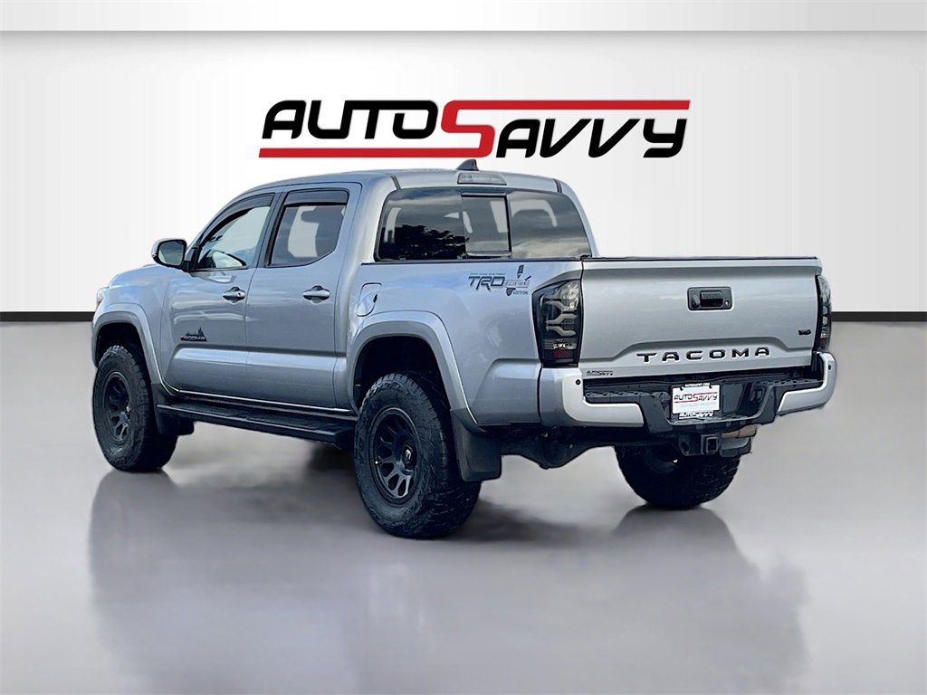 Used 2020 Toyota Tacoma TRD Sport w/ TRD Premium Sport Package image 5