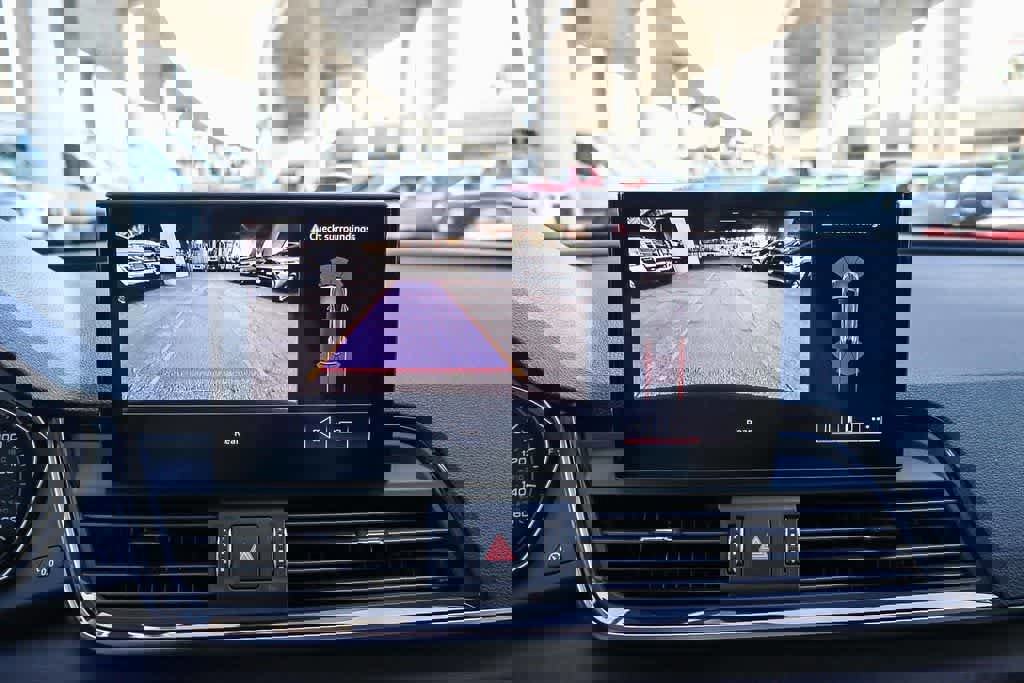 Used 2022 Audi Q5 2.0T Premium w/ Convenience Package image 25