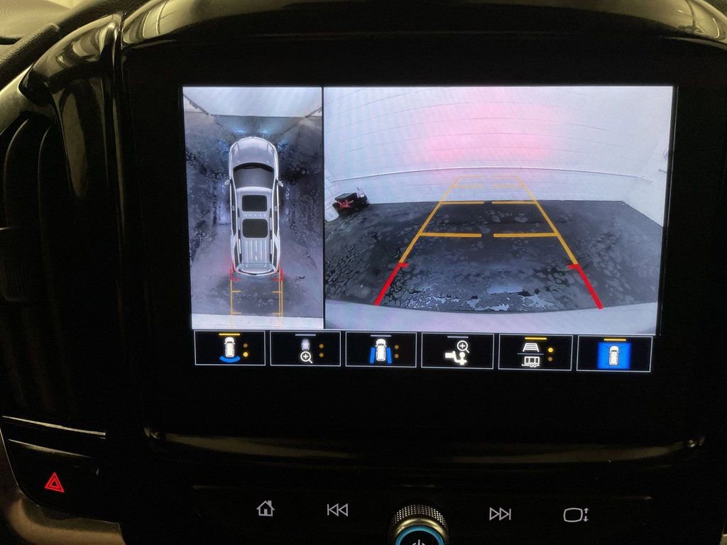 Used 2023 Chevrolet Traverse RS w/ LPO, Floor Liner Package image 9