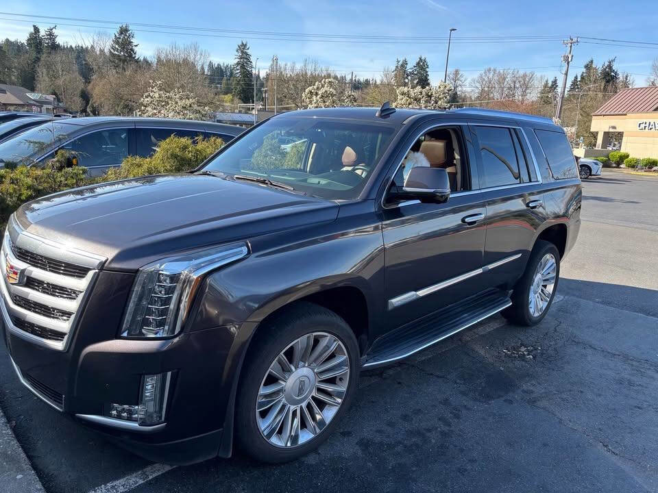 Used 2016 Cadillac Escalade Premium AWD/4WD image 5