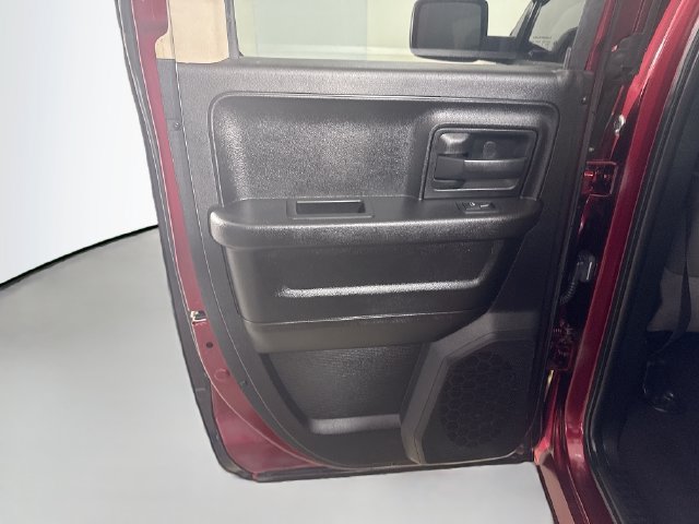 Used 2019 RAM 1500 ST AWD/4WD image 23