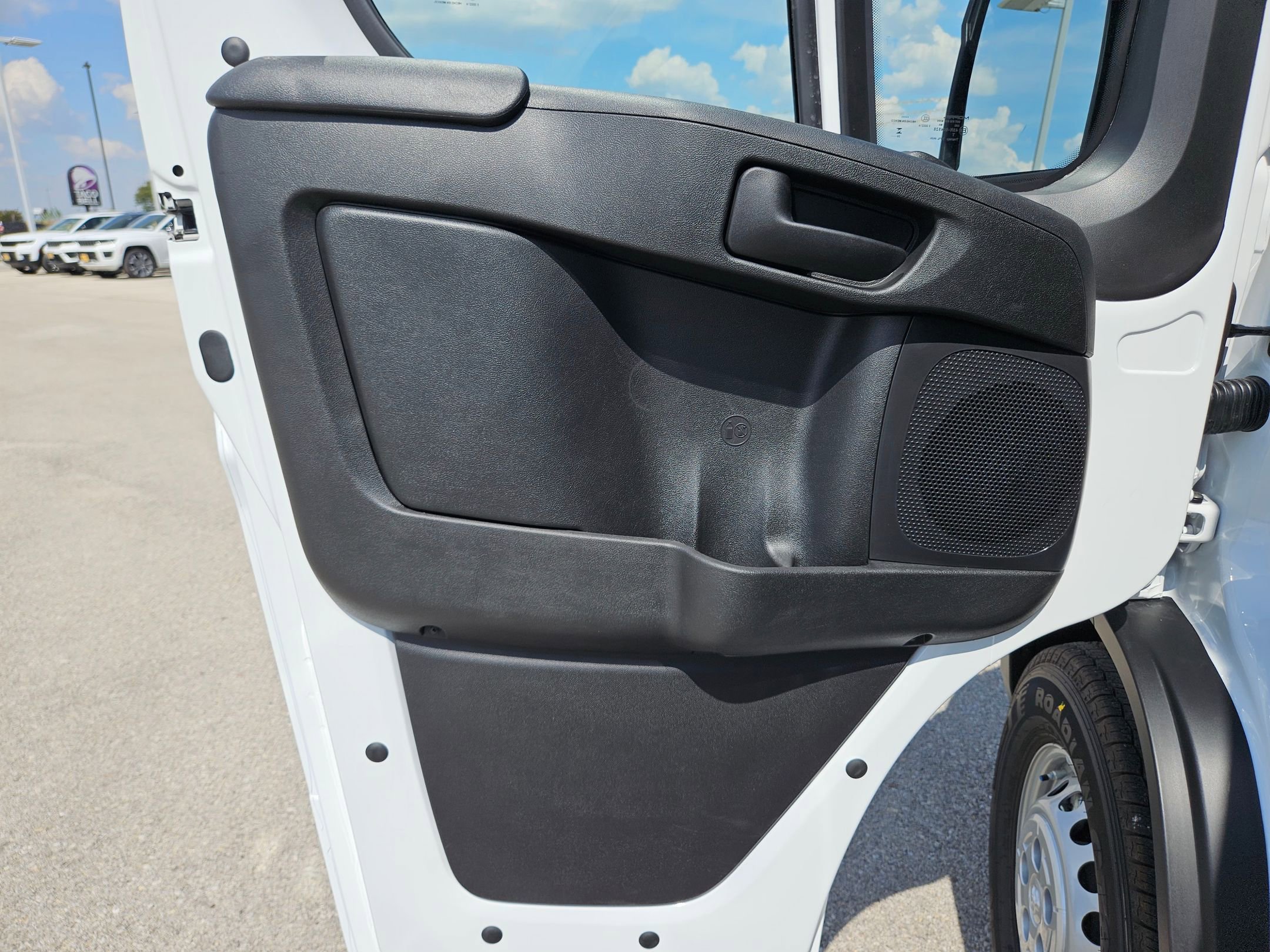 New 2026 RAM ProMaster 2500 image 23