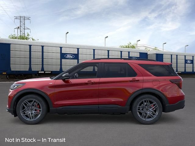 New 2026 Ford Explorer ST-Line w/ ST-Line Street Pack AWD/4WD image 3
