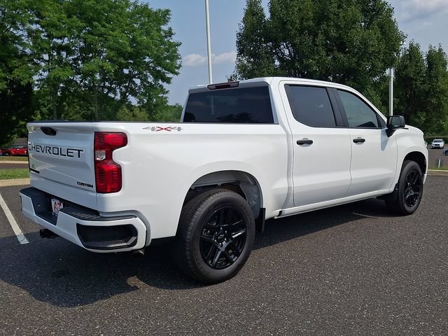 Used 2022 Chevrolet Silverado 1500 Custom w/ LPO, Dark Essentials Package AWD/4WD image 6
