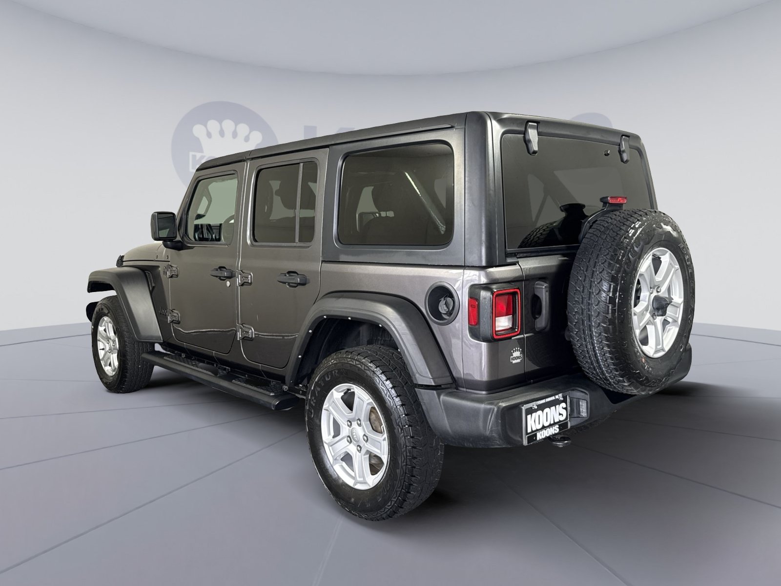 Used 2023 Jeep Wrangler Unlimited Sport AWD/4WD image 4