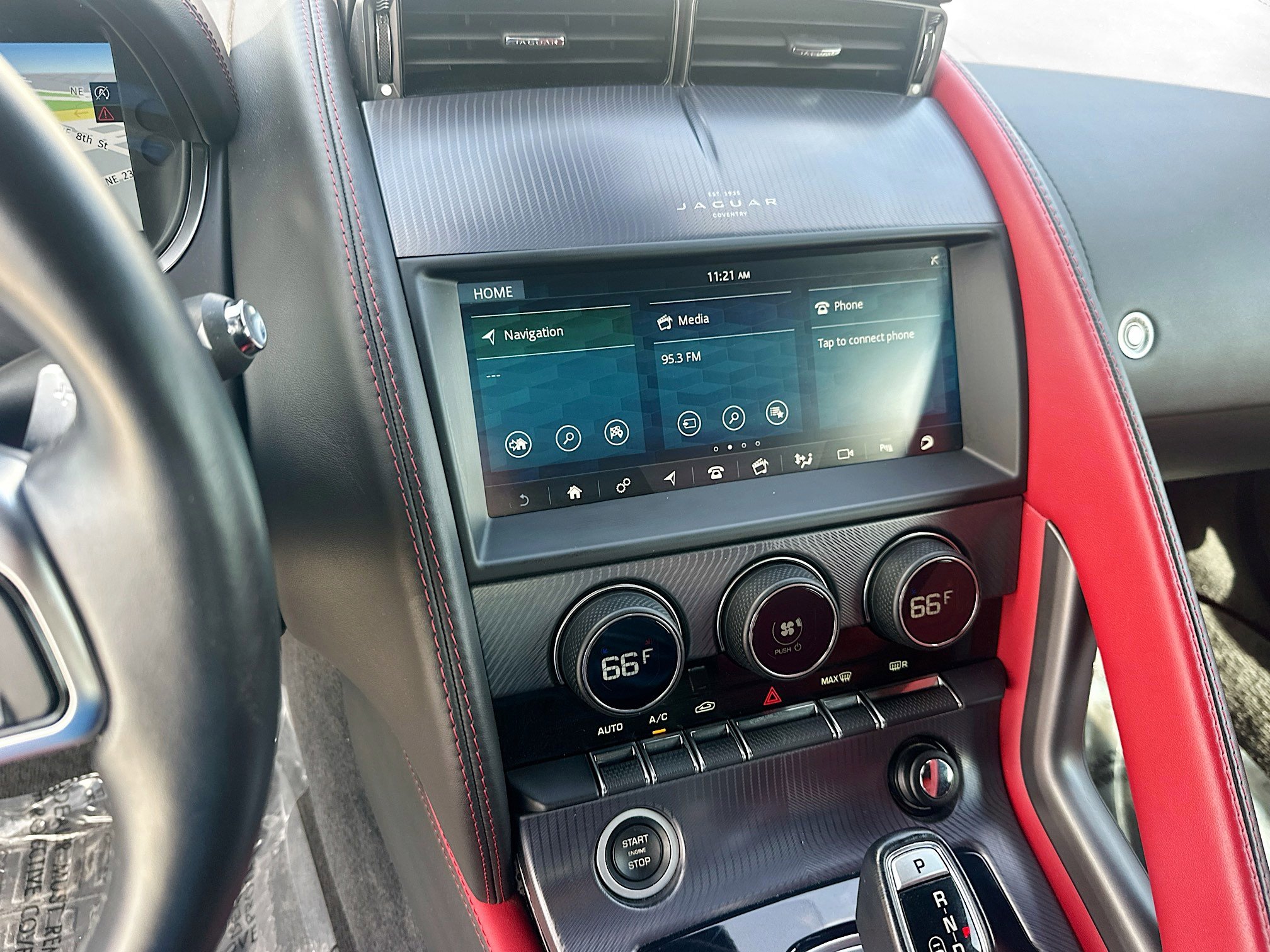 Used 2022 Jaguar F-TYPE Convertible image 13