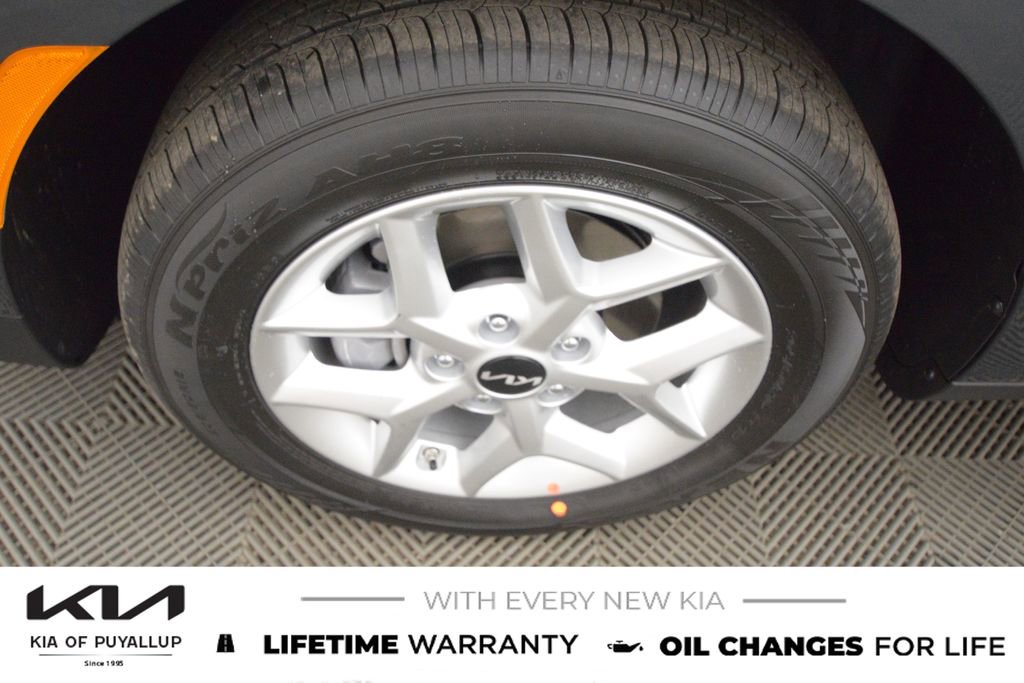 New 2025 Kia Soul LX image 21