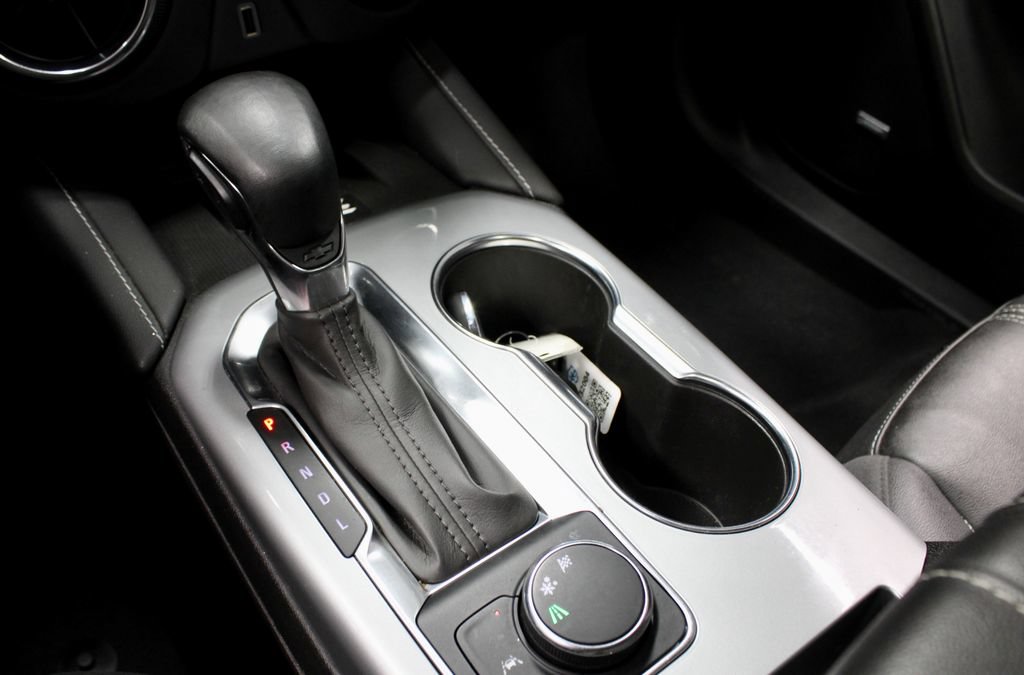 Used 2023 Chevrolet Blazer LT w/ Sound & Technology Package FWD image 30