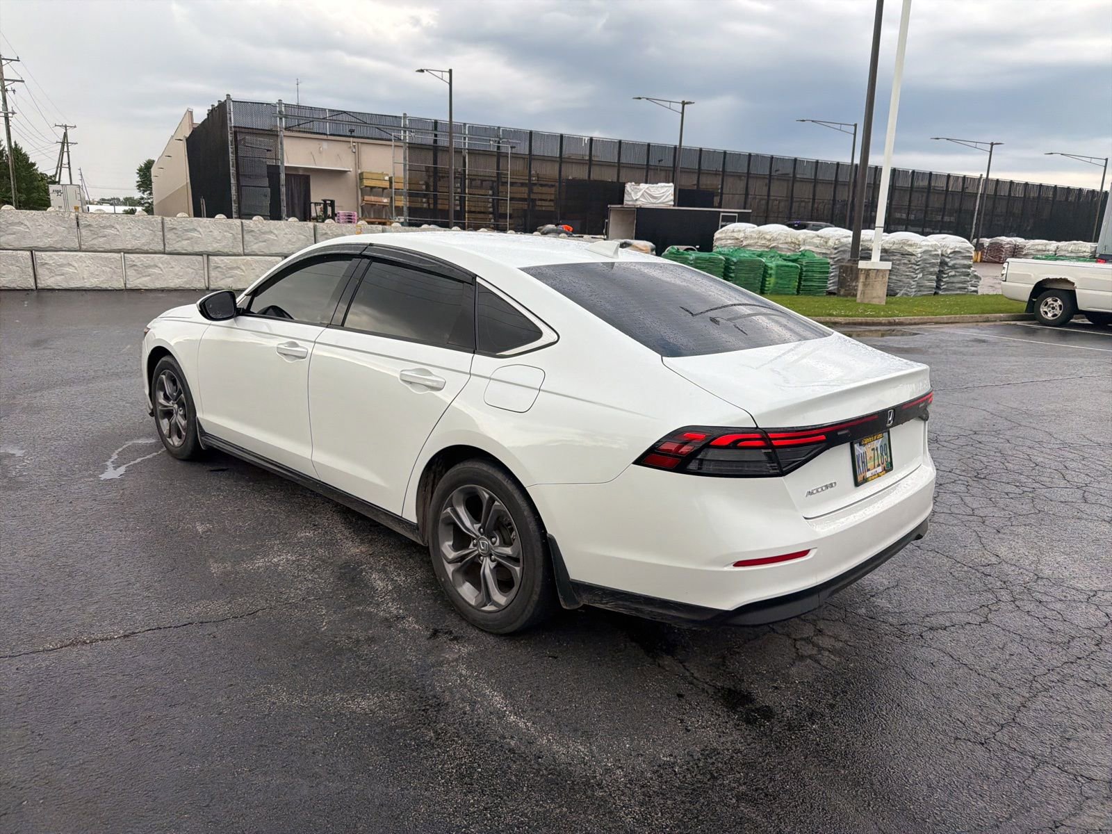 Used 2024 Honda Accord EX image 4