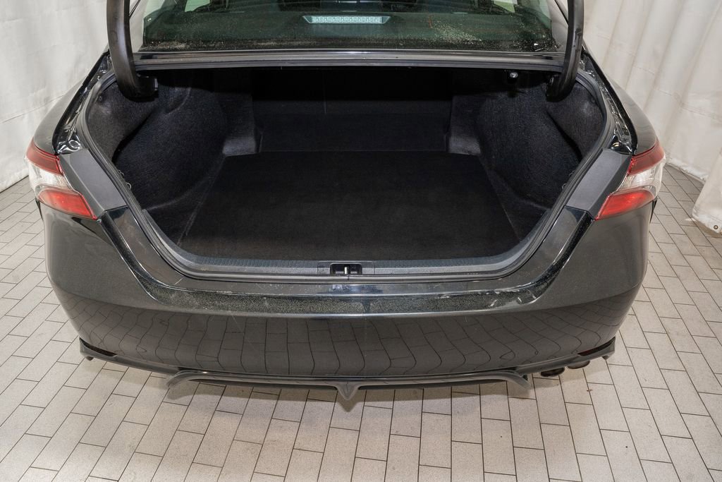 Used 2024 Toyota Camry SE image 5
