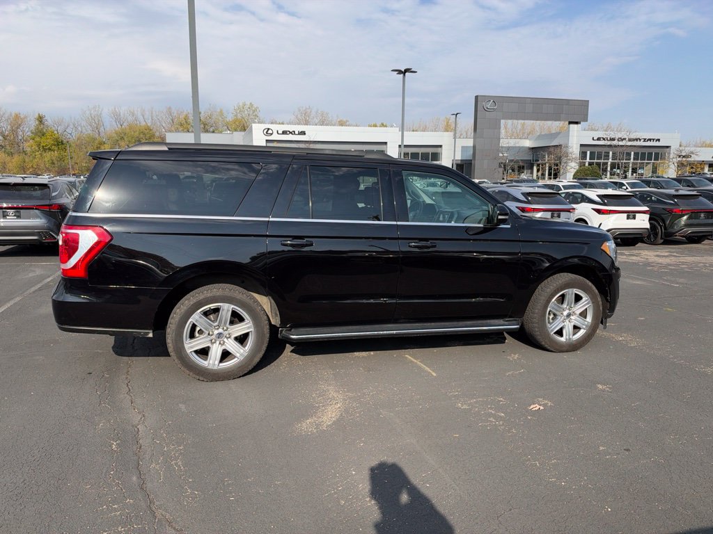 Used 2020 Ford Expedition Max XLT w/ Equipment Group 202A AWD/4WD image 15