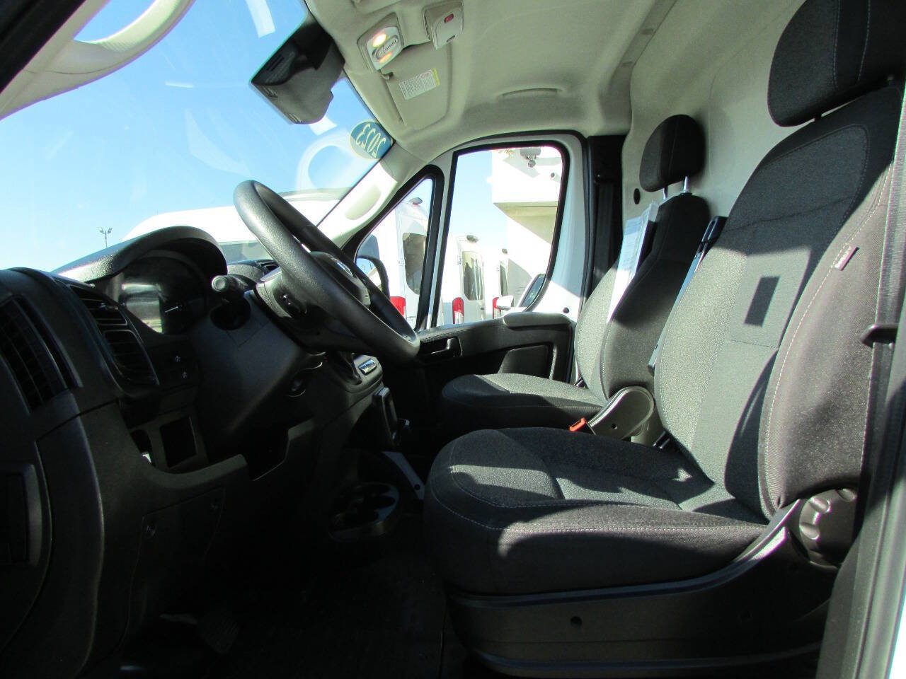 Used 2023 RAM ProMaster 2500 image 13