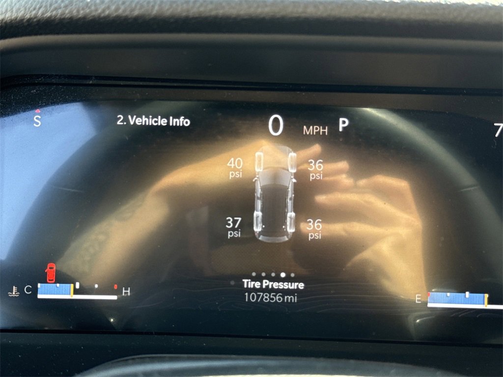 Used 2023 Jeep Grand Cherokee Laredo w/ Luxury Tech Group I image 27