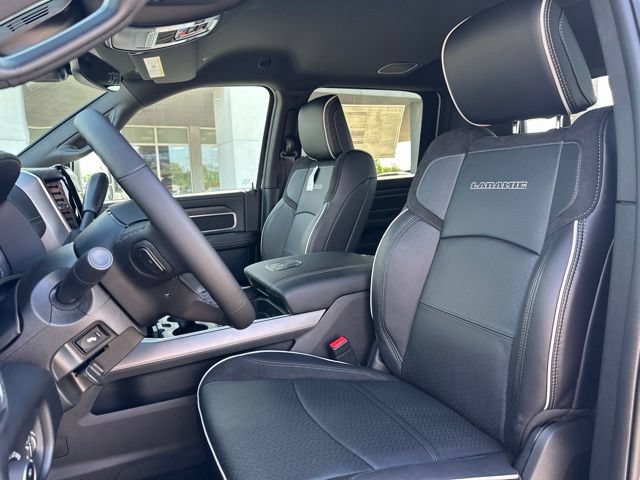 New 2026 RAM 3500 Laramie AWD/4WD image 10