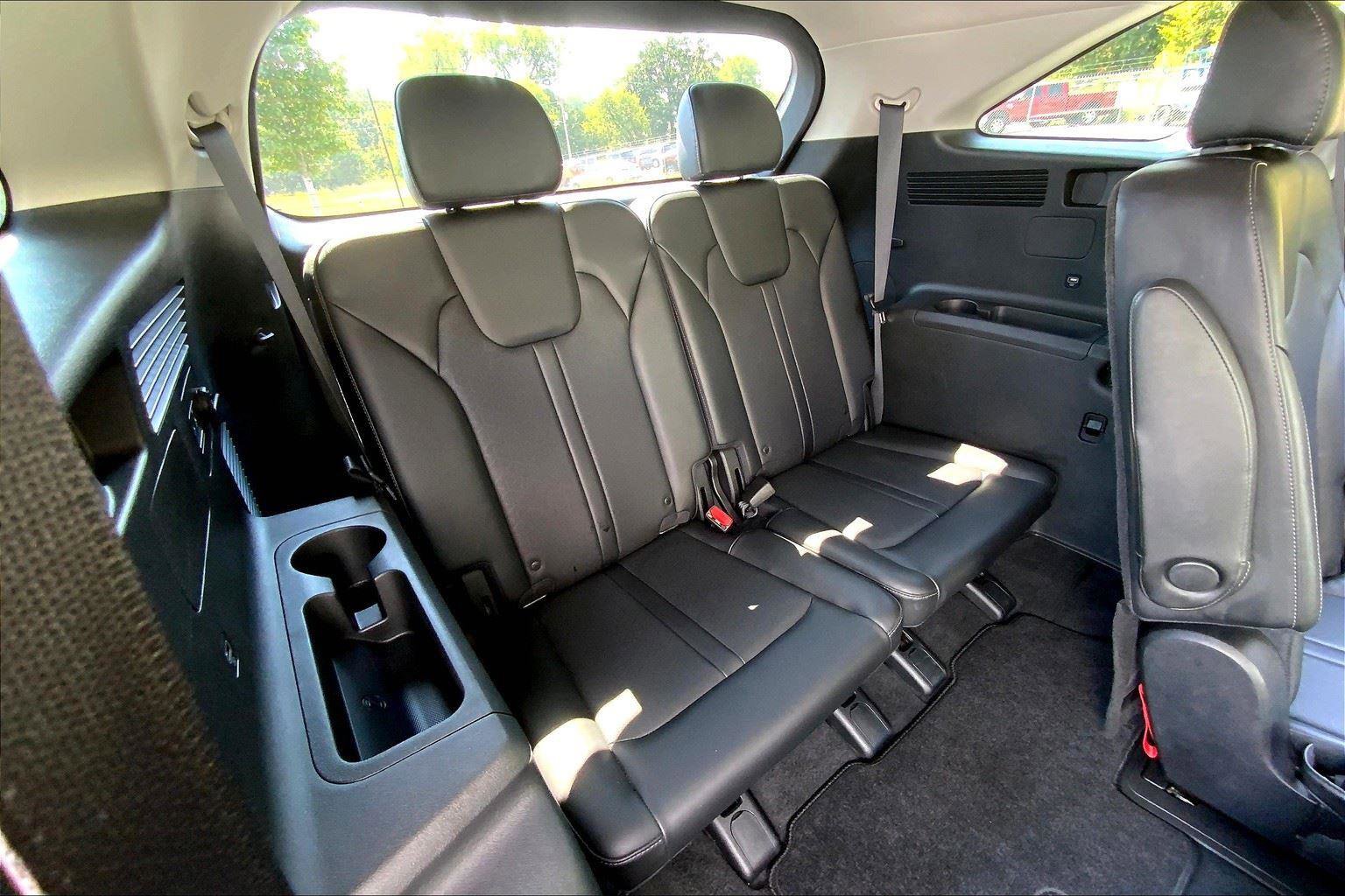 Used 2023 Kia Sorento SX image 26