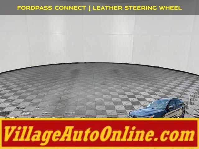 Used 2022 Ford Explorer XLT w/ Equipment Group 202A AWD/4WD image 16