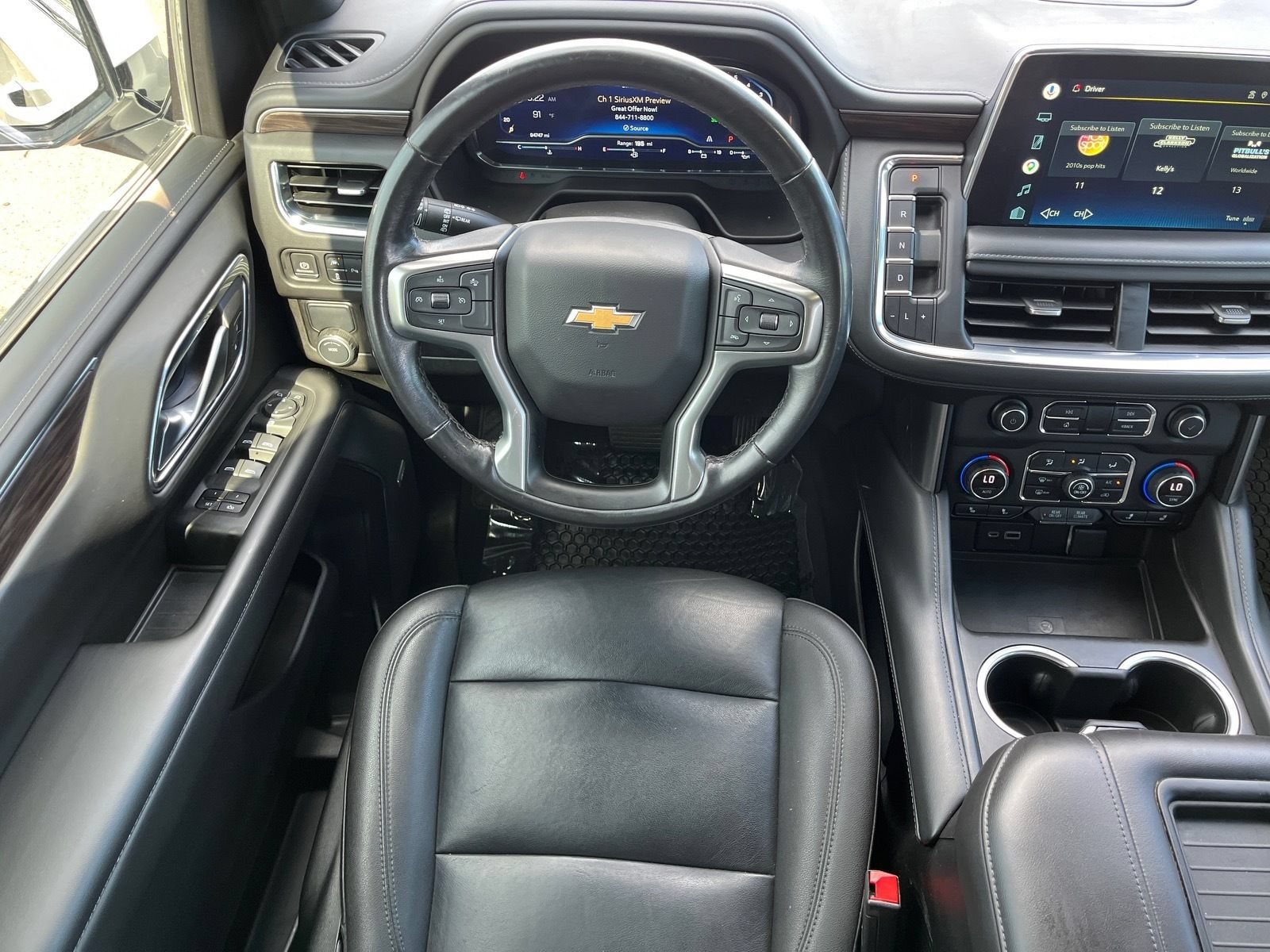Used 2022 Chevrolet Suburban LT RWD image 13