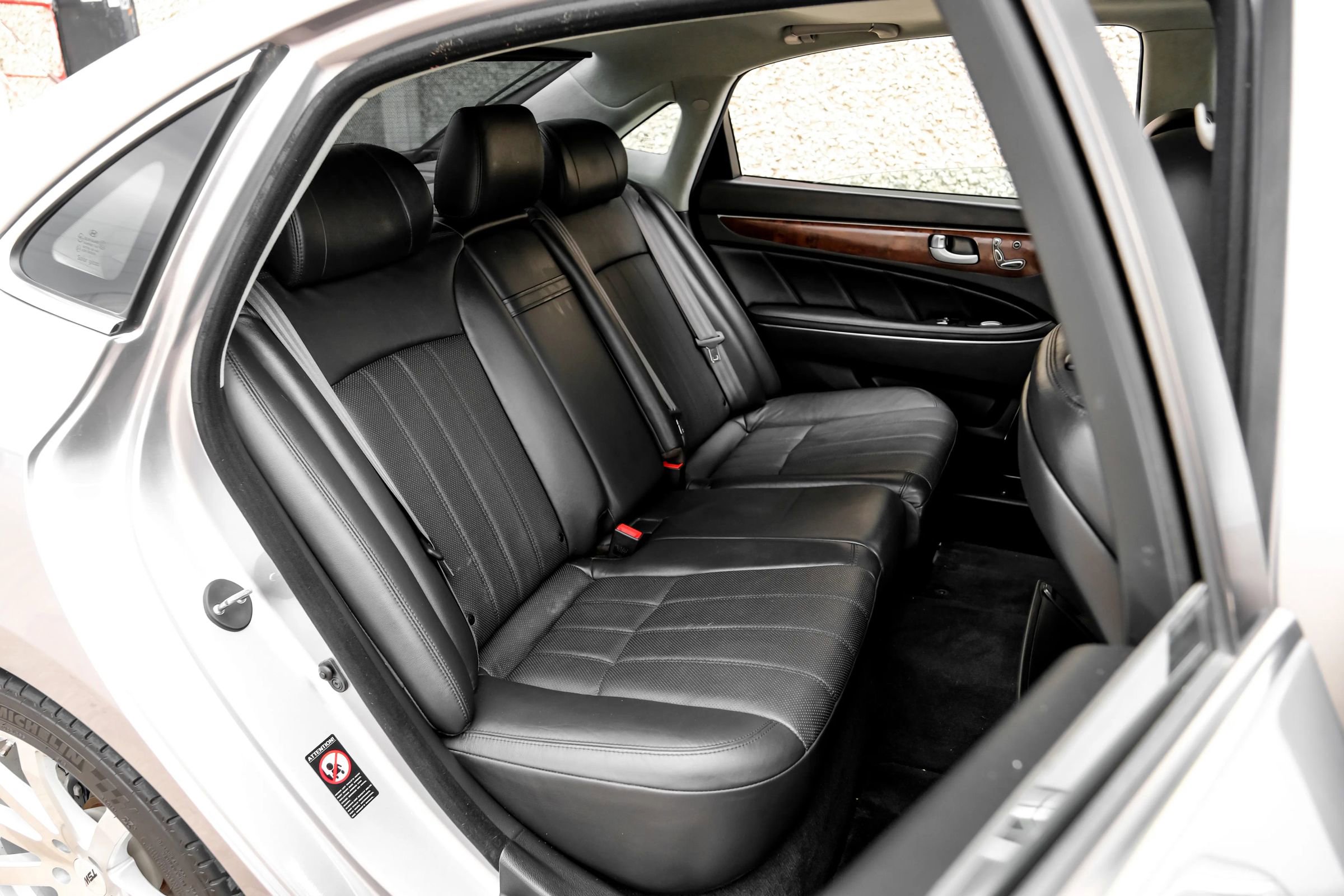 Used 2013 Hyundai Equus Signature image 36